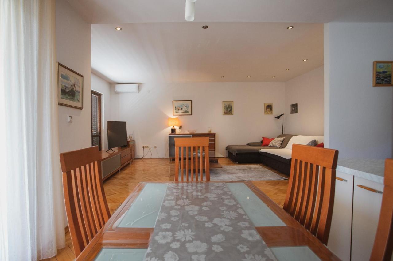 Comfort Sea View Apartment Dugi Rat Exterior foto