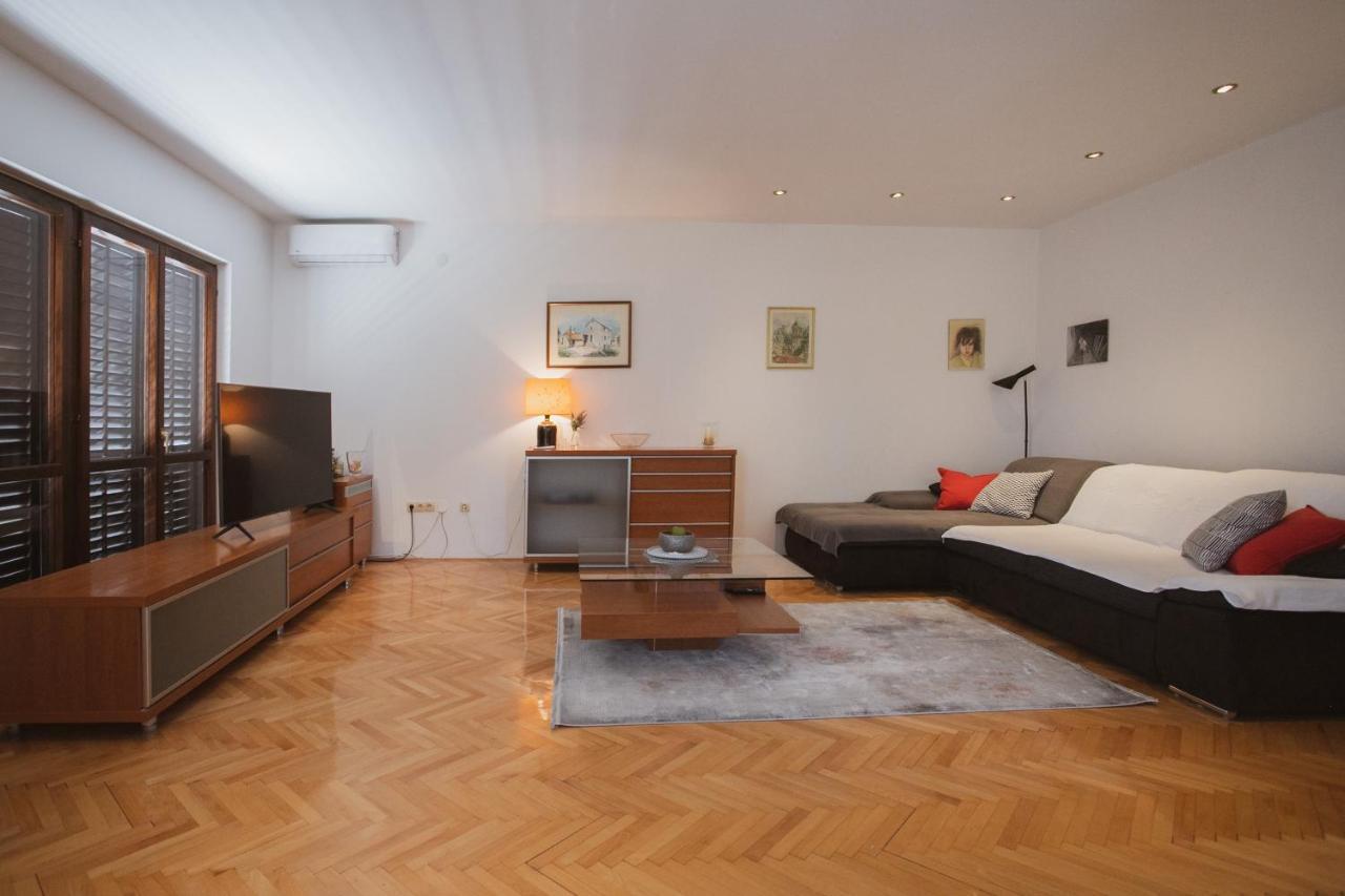 Comfort Sea View Apartment Dugi Rat Exterior foto